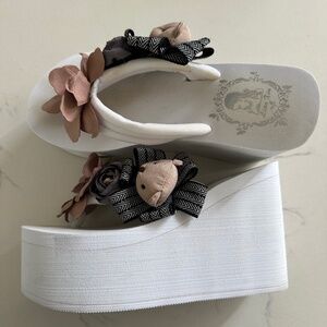 Platform Sponge sandals